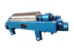China Continuous Decanter Centrifuges 2 Phase Horizontal Centrifuge Decanter Machine supplier