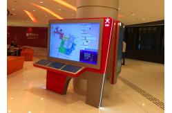 China Shopping Mall LCD Digital Signage Touch Screen With Wide Viewing Angle supplier
