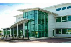 China Eco Friendly Industrial Pre Engineered Metal Buildings Steel Structure Weather Resistance supplier
