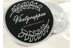 China Heat Cut Twill Fabric Custom Clothing Patches Cloth Embroidered Badges supplier