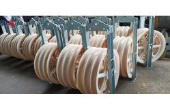China 30KG - 150KG 660 Series Large Diameter Rope Pulley Stringing Block Mc Nylon Sheave supplier