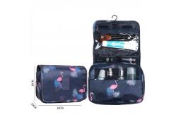 China Environmentally Friendly Travelling Storage Bag 60gsm To 180gsm Fashion Wash Bag supplier
