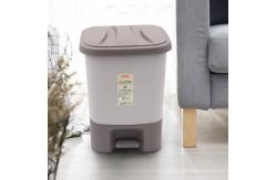 China 8 LITER Hand Press Food Pedal Trash Can With Lid Office supplier
