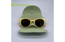 China Kid Durable PE Pouch Fashionable Soft Sunglasses Case Shakeproof Drawstring Handhold supplier