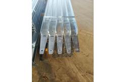 China Metal Corner Concrete Sleeper Retaining Wall Fence Bracket 15mm supplier