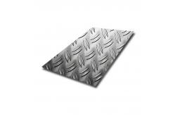 China 201 Checkered Stainless Steel Sheet With Double Row Floral Pattern supplier