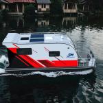 7.9m Length 2-6 People House Boat For Fishing Activities for sale