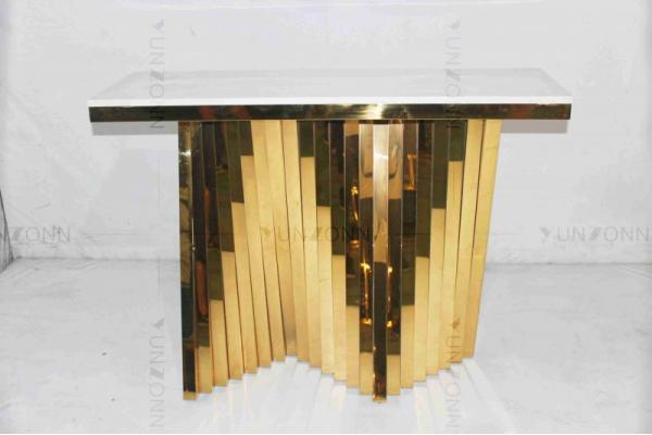 Luxury Modern Tempered Glass Top Dining Table With Durable Metal Base
