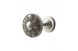China Metal Wall Mounted Round Curtain Hook for Home Decoration supplier