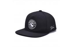 China Curved Visor Embroidered Baseball Caps 6 Panel Custom Eyelets supplier