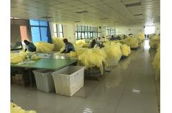 China Disposable Isolation Gowns manufacturer