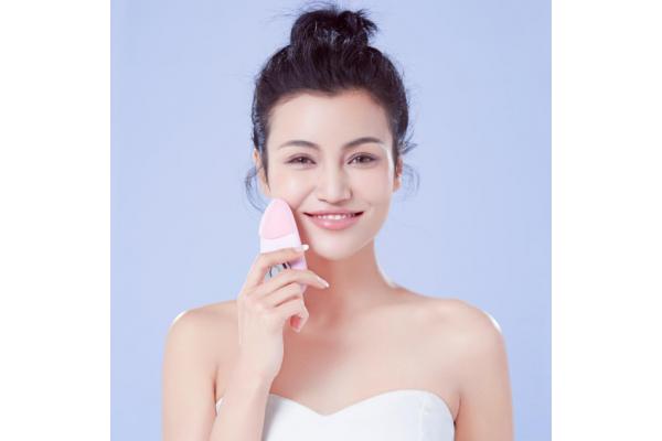 Lifting Rejuvenating Silicone Face Cleansing Brush 2hrs Charging Rechargeable