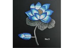 China Large Embroidered Flower Patches , Sew On Embroidered Appliques On Lace Fabric supplier