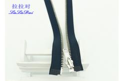 China Silver Teeth 20 Inch Metal Separating Zipper Polyester Tape For Denim Coats supplier