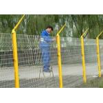 Steel Mesh Triangle Bending Fence / 3d Curved Welded Wire Mesh Panel Fence