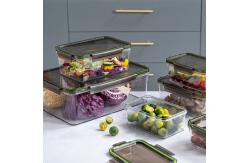 China Large Capacity Stackable Food Storage Containers 3500ml Rectangular Crisper supplier