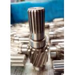 20CrMnTi Steel Single Helical Pinion Gear Shaft With Involute Splines for sale